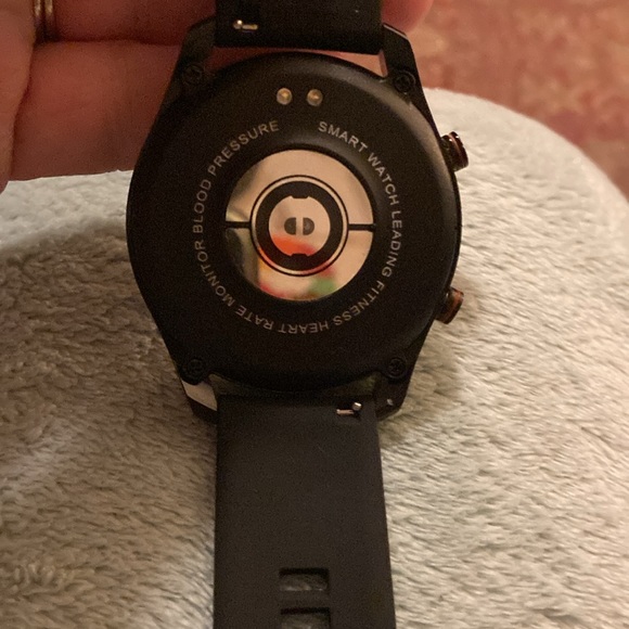 Smart watch New In Box - Picture 6 of 7